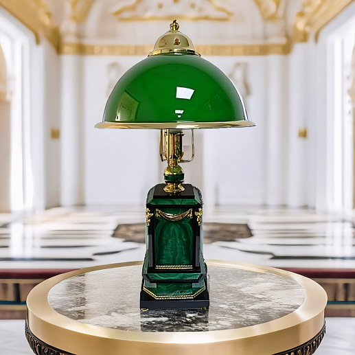 Настольная лампа из малахита купить с доставкой Настольная лампа из малахита