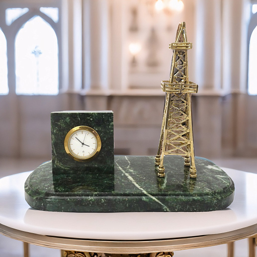 Сувенир настольные часы купить с доставкой Сувенир настольные часы